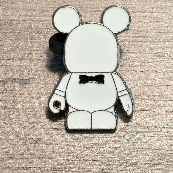 Disney World Parks - Vinylmation Mini Mickey Mouse Groom Trading Pin - Picture 1 of 4
